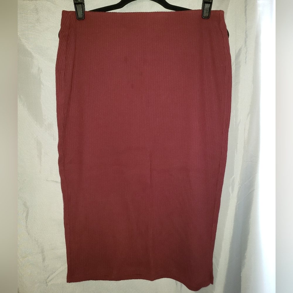 Like new womans skirt size L, stretchy
